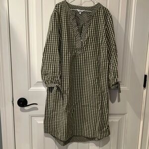 Crown & Ivy tunic dress.